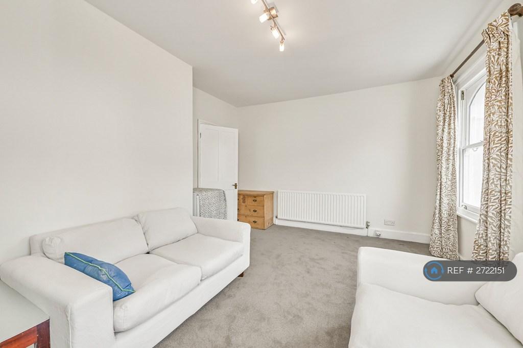 Sitting Room/Dinning