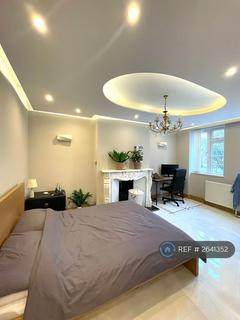 2 bedroom flat to rent, Townshend Court, London, NW8