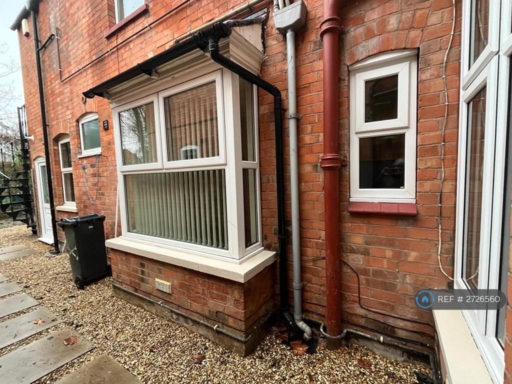 Outside/Garden