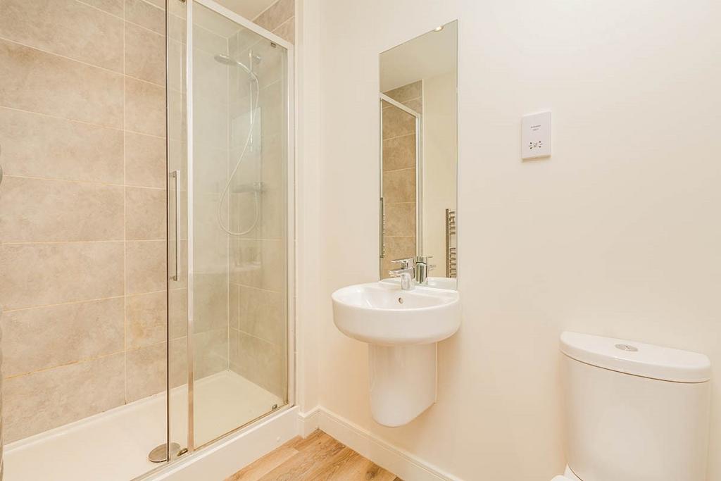 En-suite Bathroom
