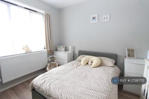 4 bedroom detached house to rent, Sunningdale Road, Cheam, Sutton, SM1