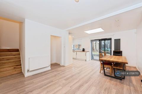 undefined, Sunningdale Road, Cheam, Sutton, SM1