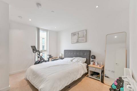 undefined, Discovery Tower, E16, Royal Docks, London, E16