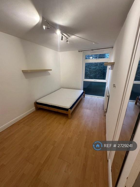 Double Bedroom 3