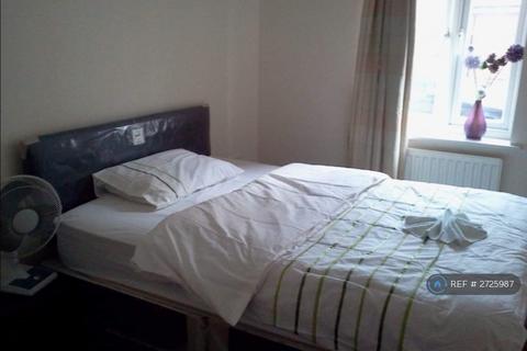 undefined, Brunel Crescent, Swindon, SN2