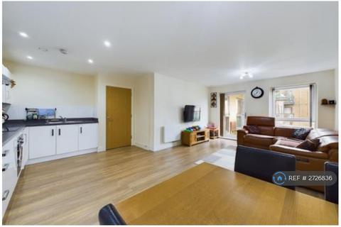 2 bedroom flat to rent, The Embankment, Hemel Hempstead, HP3