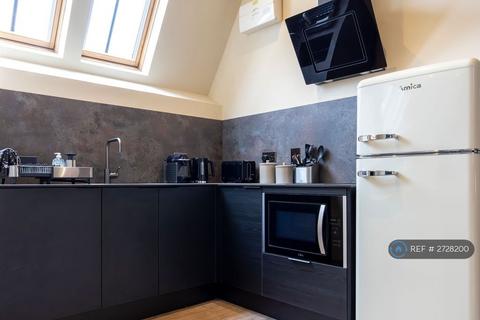1 bedroom flat to rent, The Headrow, Leeds, LS1