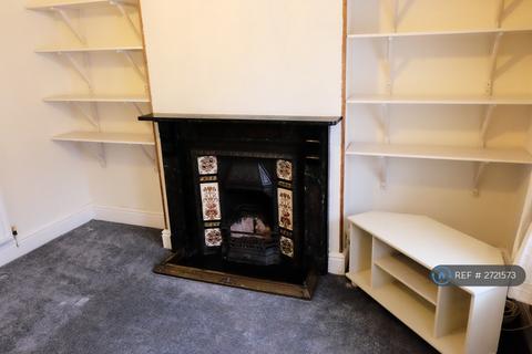 2 bedroom terraced house to rent, May Street, Derby, DE22
