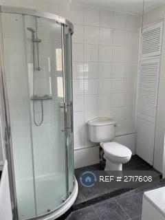 Bathroom/Shower Room
