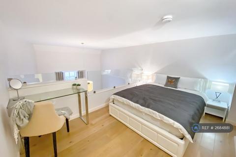 undefined, Mcdonald Road, Edinburgh, EH7