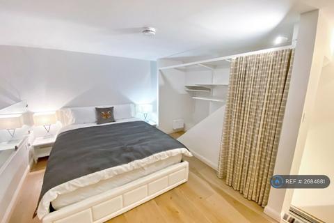 undefined, Mcdonald Road, Edinburgh, EH7
