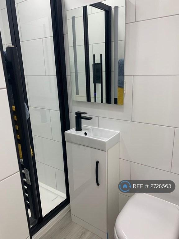 Ensuite 2