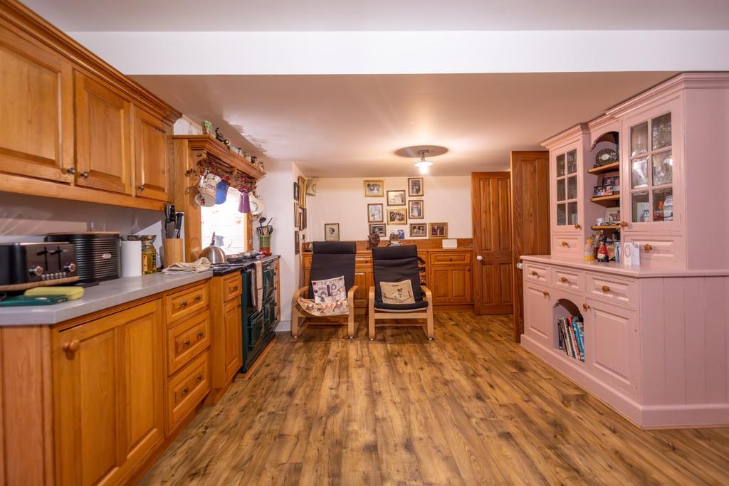 Ground Floor L Shaped Kitchen/Dining Room