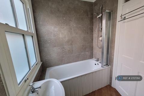 undefined, Kenley Road, St Margarets, Twickenham, TW1