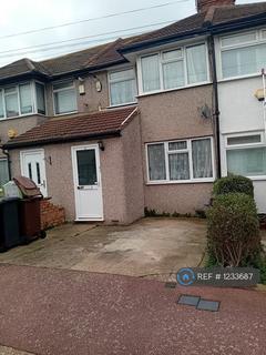 undefined, Beam Avenue, Dagenham, RM10