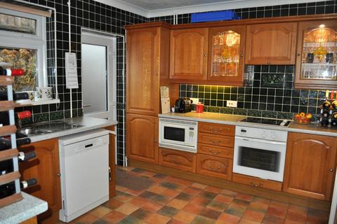 3 bedroom detached bungalow for sale, 4 High View Gardens, Derwen Fawr, Swansea, SA2 8ER