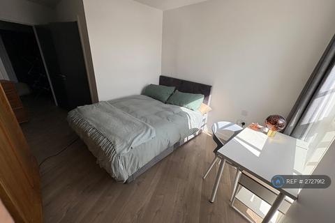 undefined, London, London, E20