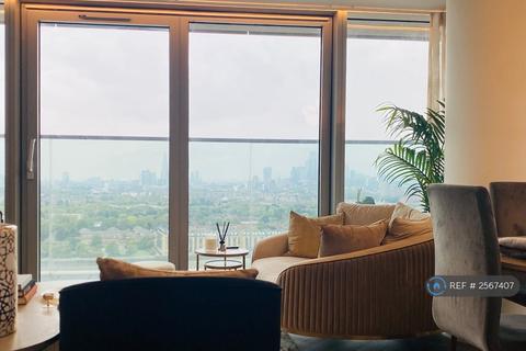 2 bedroom flat to rent, Landmark West Tower, London, E14
