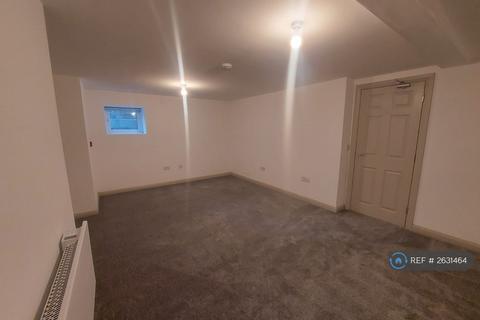 2 bedroom flat to rent, Rawson Street, Farnworth, Bolton, BL4