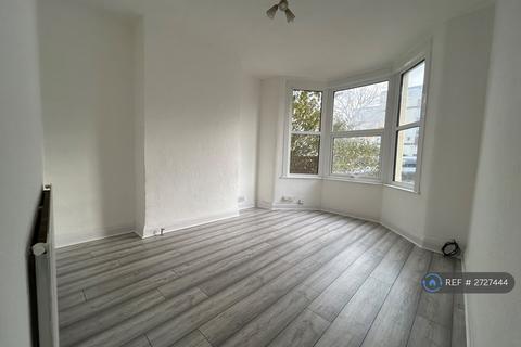 undefined, East Street, Southend-On-Sea, SS2