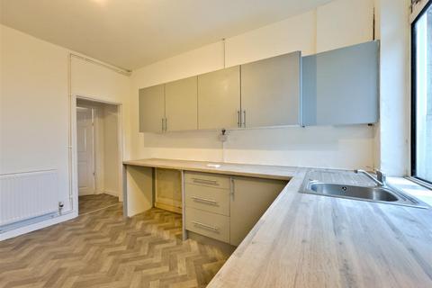 3 bedroom terraced house for sale, Barlborough Road, Chesterfield S43