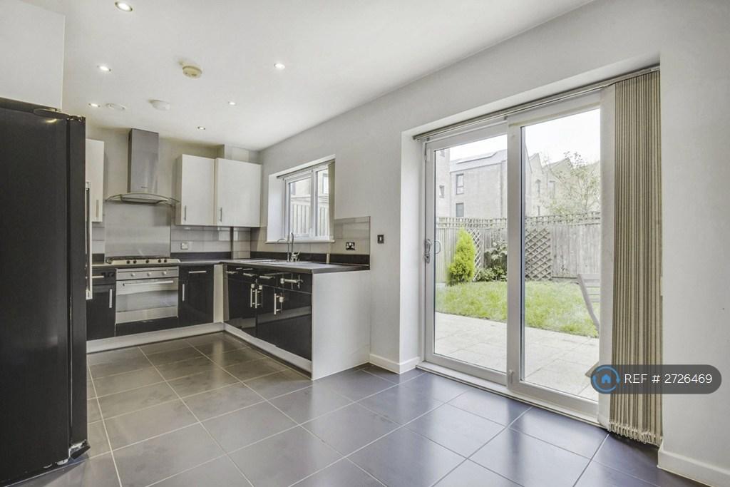 Kitchen 3