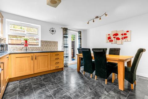 4 bedroom terraced house for sale, Plaxton Way, Ware SG12