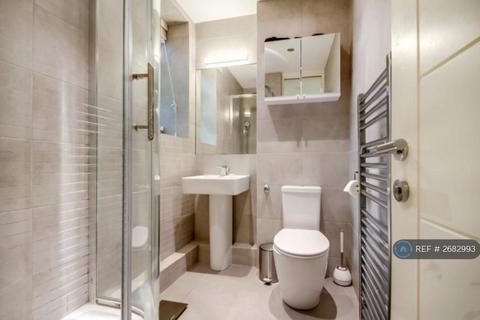 2 bedroom flat to rent, Shannon Place, London, NW8