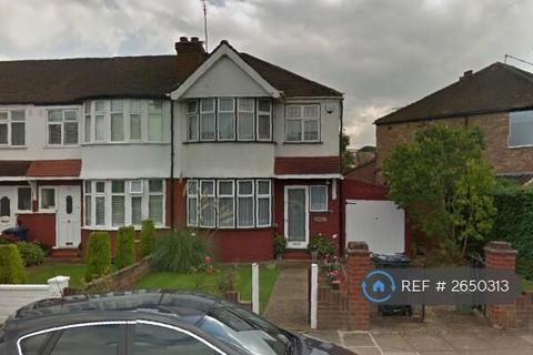 undefined, Millet Road, Greenford, UB6