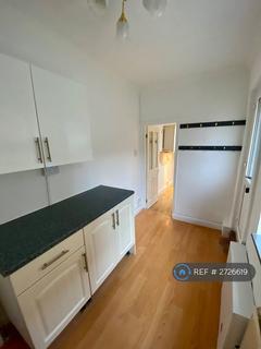 2 bedroom terraced house to rent, Keeling Street, Newcastle-Under-Lyme, ST5