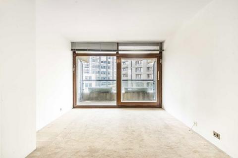 1 bedroom flat for sale, Barbican, London EC2Y