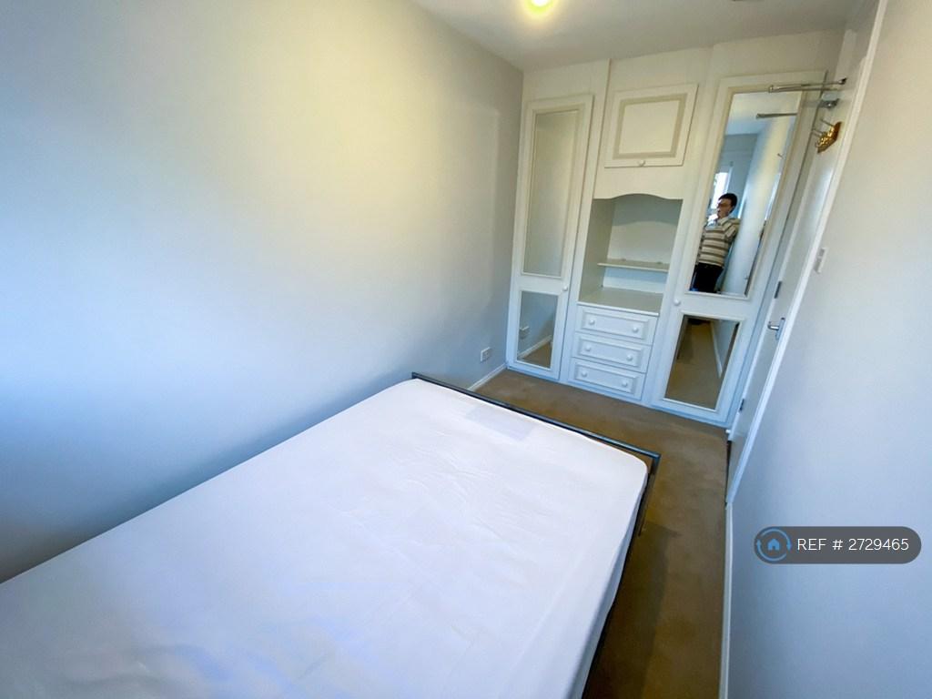 Room 4