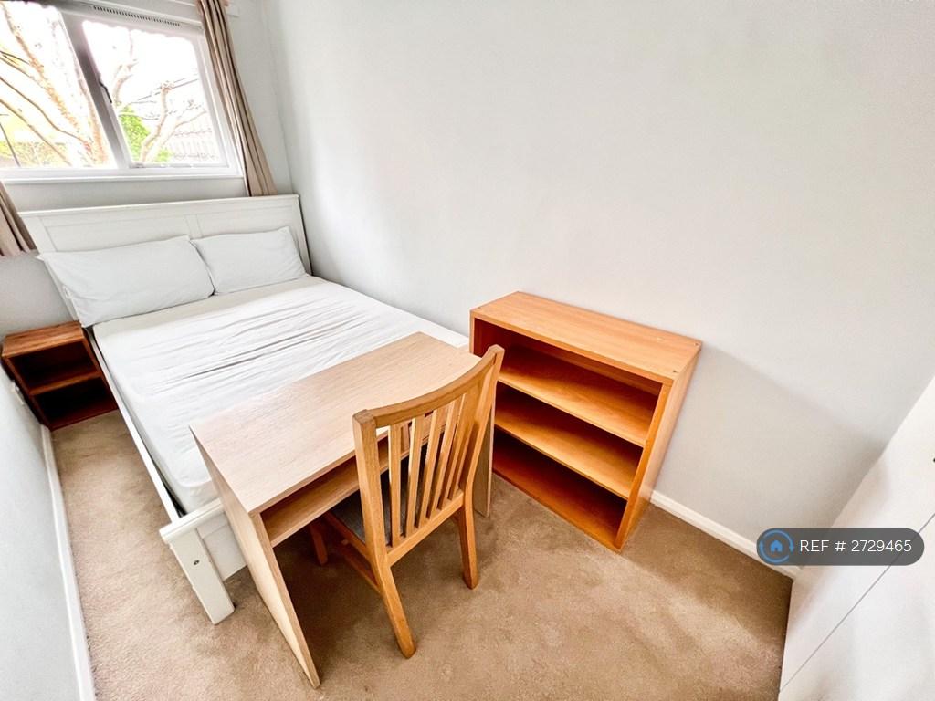 Room 4
