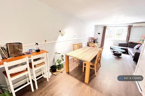 undefined, Crampton Street, London, SE17