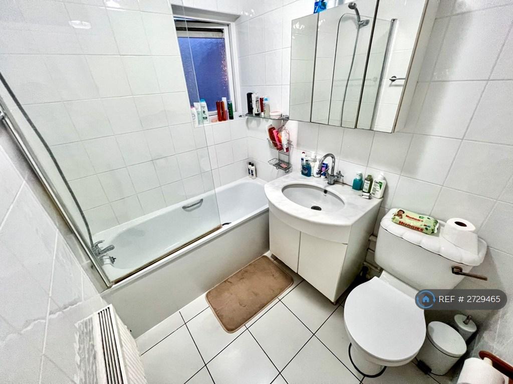 Main Bathroom