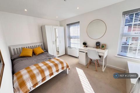 1 bedroom in a house share to rent, Reading, Reading, RG1