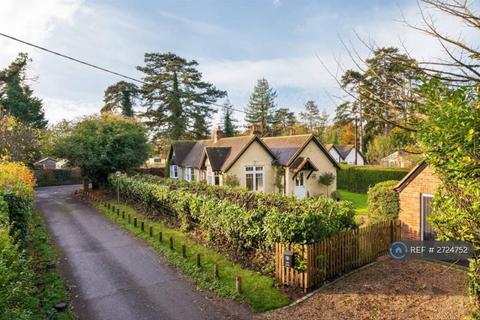 undefined, The Laurels, Henley-On-Thames, RG9