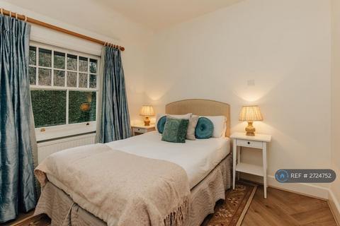 undefined, The Laurels, Henley-On-Thames, RG9