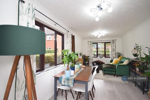 undefined, Kipling Drive, London, SW19