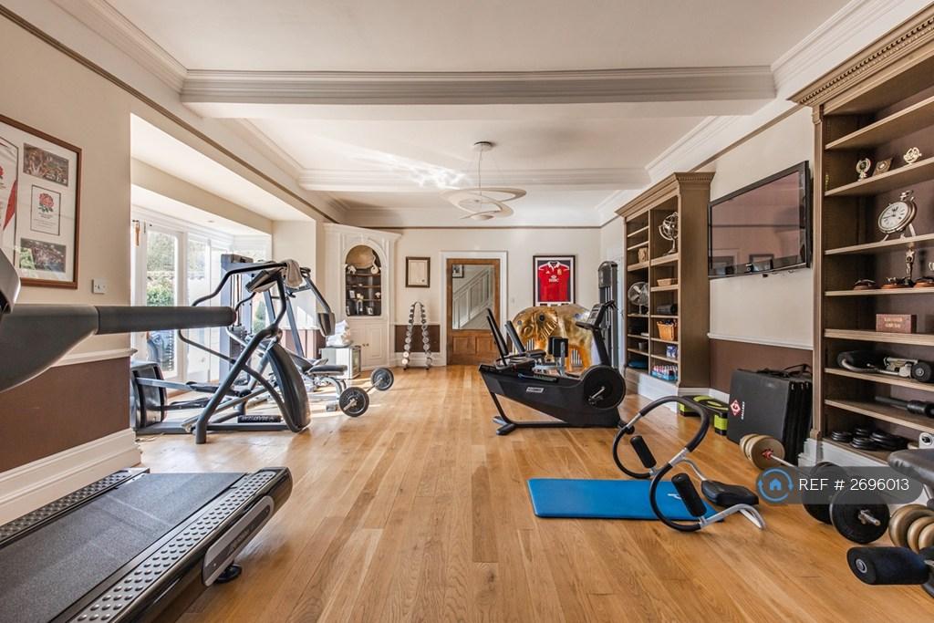 Studio/Library