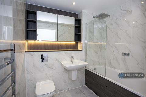 2 bedroom flat to rent, Owen Street, Manchester, M15