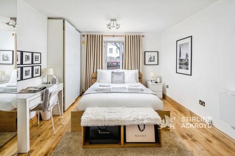 Studio to rent, Abercorn Place, London, NW8