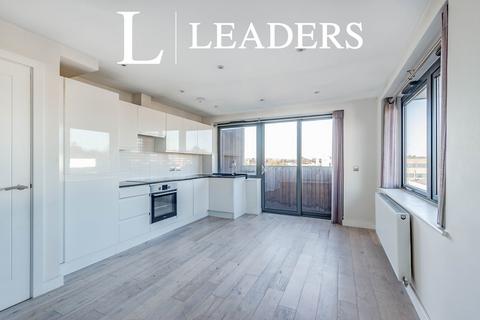2 bedroom flat to rent, North Street, Horsham, West Sussex, RH13