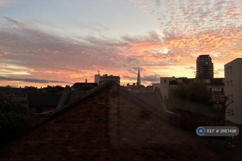 2 bedroom flat to rent, Wapping Wall, London, E1W
