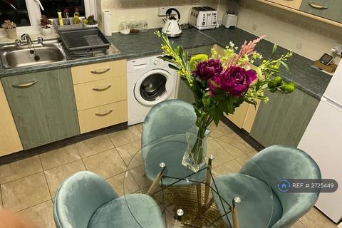 undefined, Godfrey Walk, Ashford, TN23