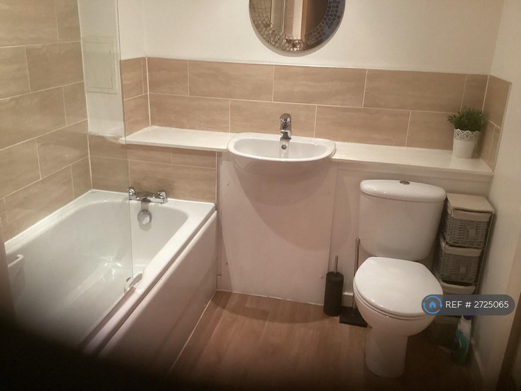Main Bathroom