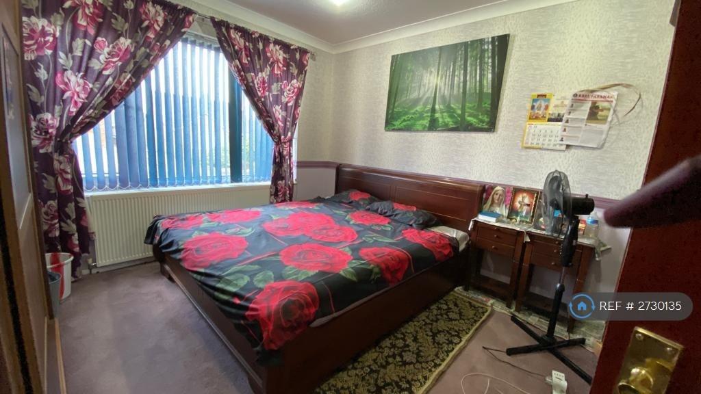 Master Bedroom-Ground Floor-1