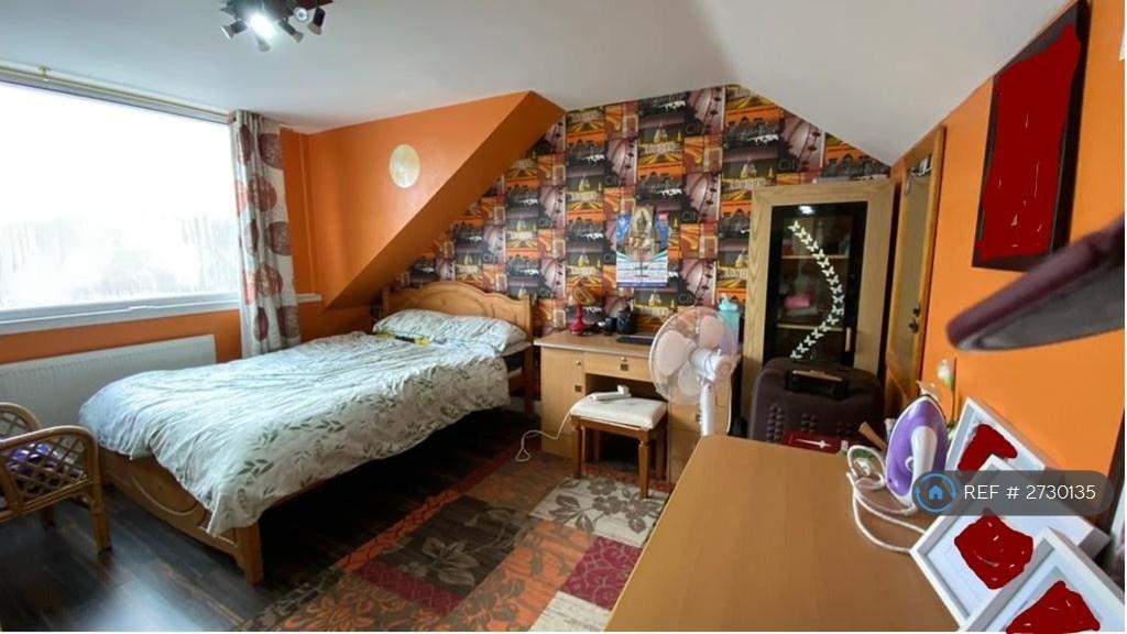 Bedroom2-First Fllor-1