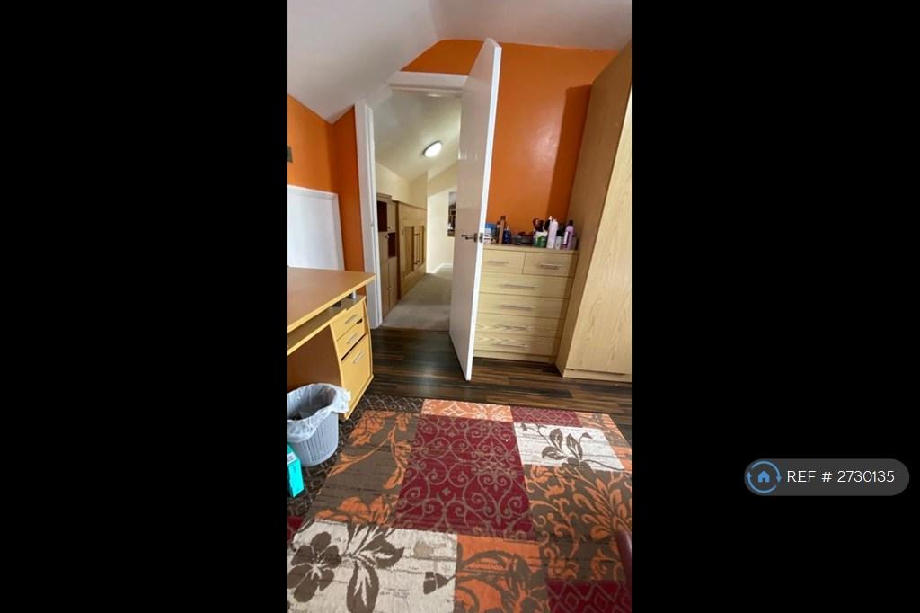 Bedroom2-First Fllor-4