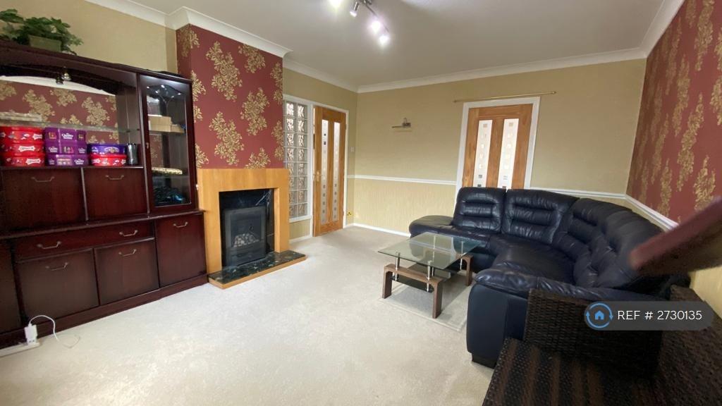 Main-Lounge-3
